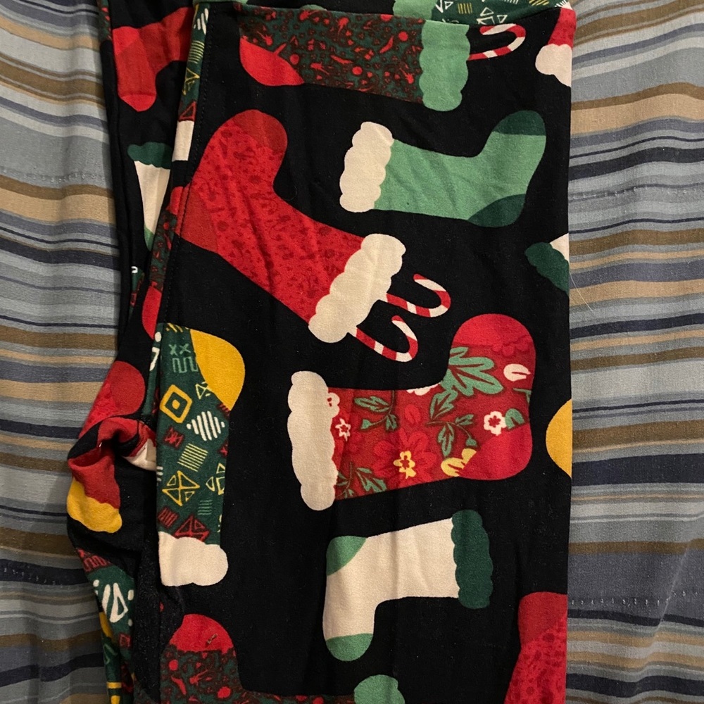 Lularoe one size Christmas stocking leggings